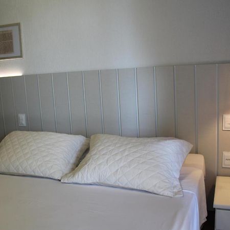 Hotel Icarai อิตาปาริกา ทาวน์ ภายนอก รูปภาพ